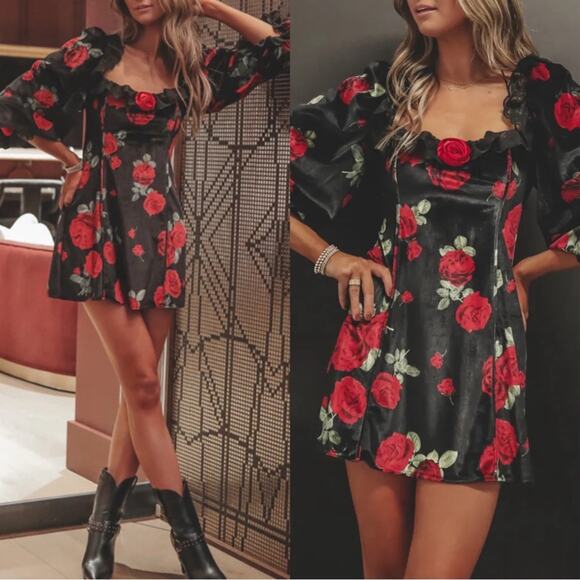For Love & Lemons Yara Rose Floral Printed Velvet Long Sleeve Mini Dress Sz 2X - Picture 1 of 10